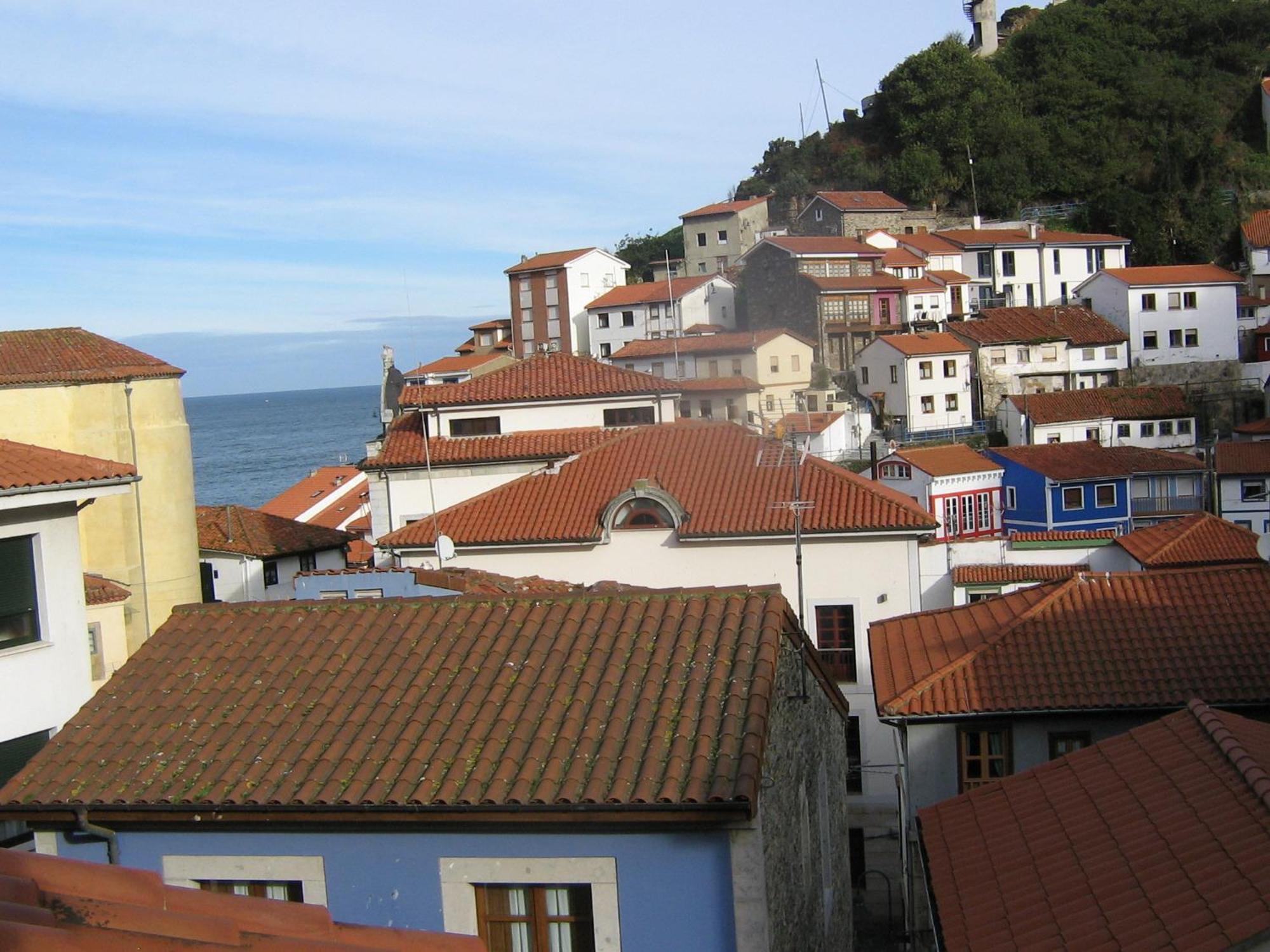 Apartamentos La Lula Cudillero Bagian luar foto