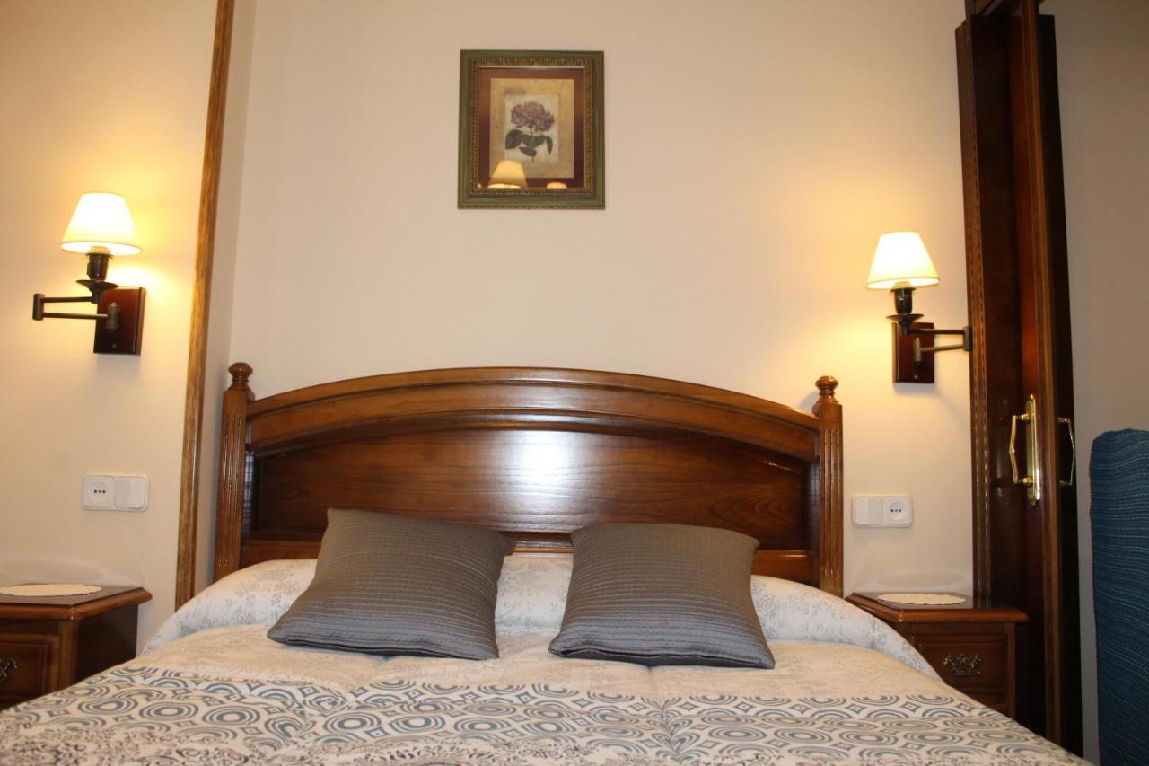 Apartamentos La Lula Cudillero Bagian luar foto