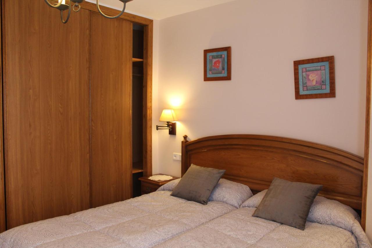 Apartamentos La Lula Cudillero Bagian luar foto