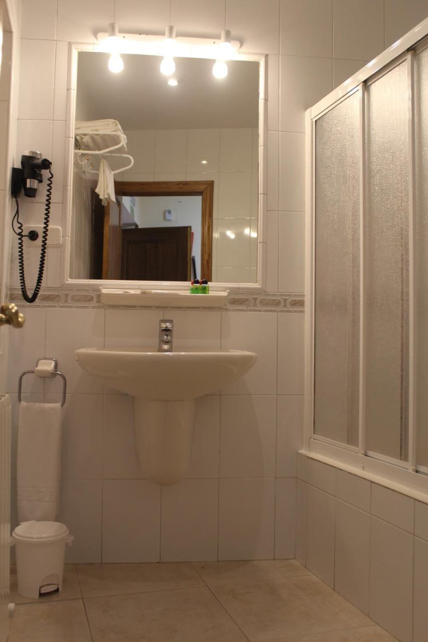Apartamentos La Lula Cudillero Bagian luar foto