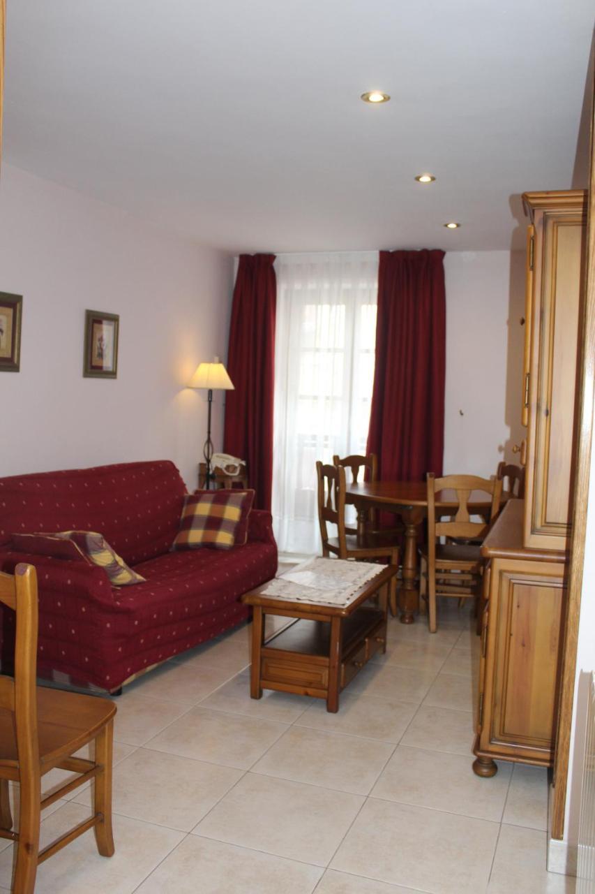 Apartamentos La Lula Cudillero Bagian luar foto