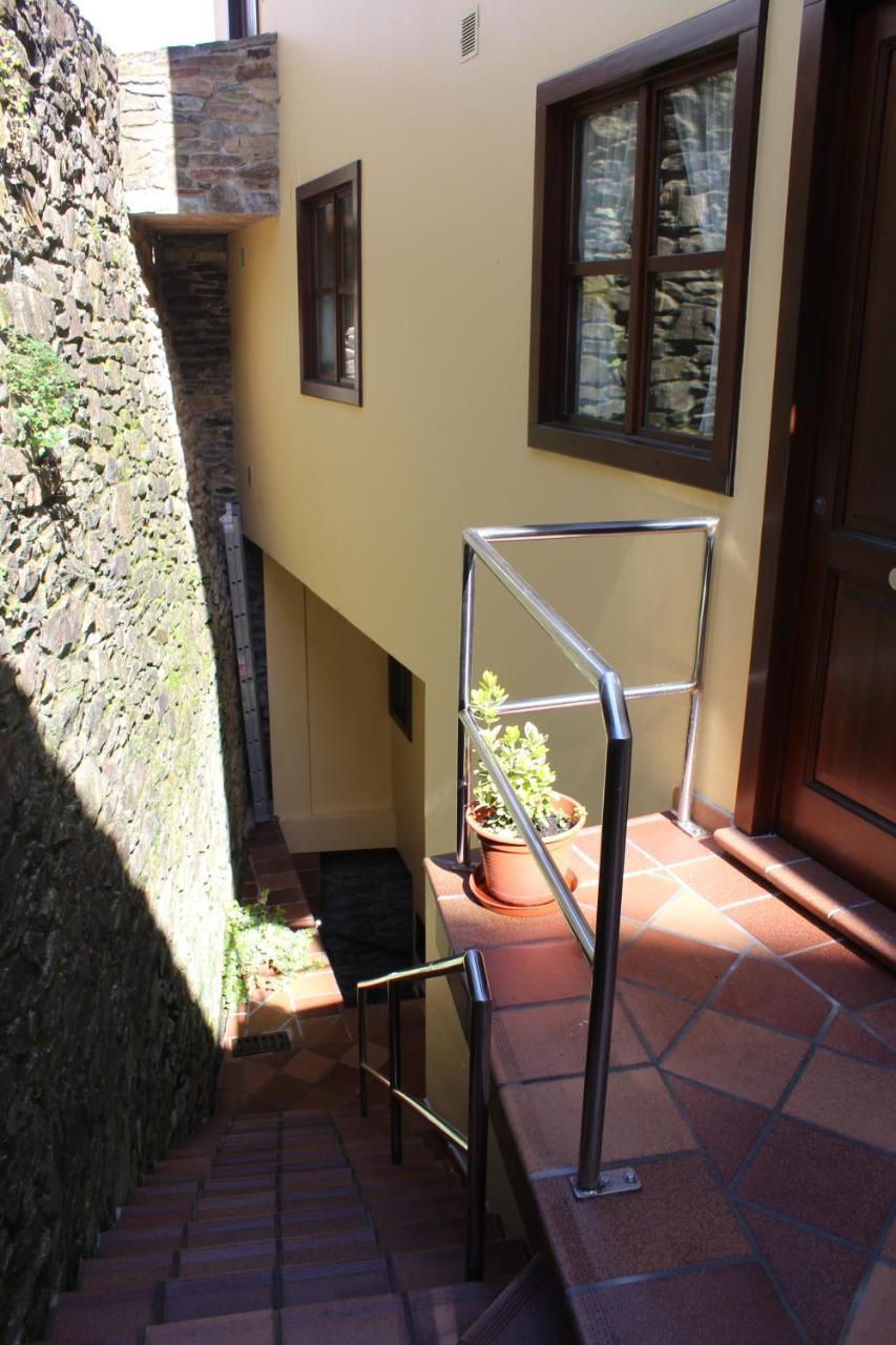 Apartamentos La Lula Cudillero Bagian luar foto